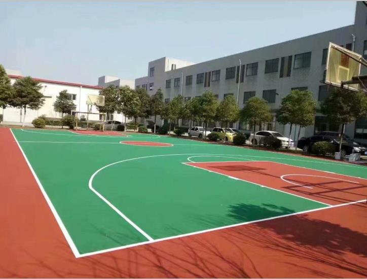 承接重庆企业事业单位塑胶篮球场建设(图1)